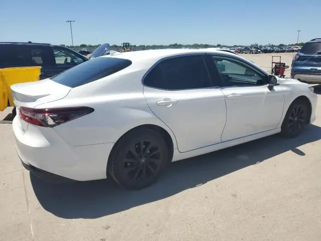 2022 TOYOTA CAMRY LE  