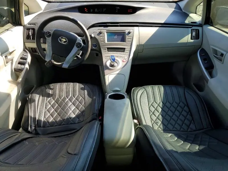 2013 TOYOTA PRIUS TWO  