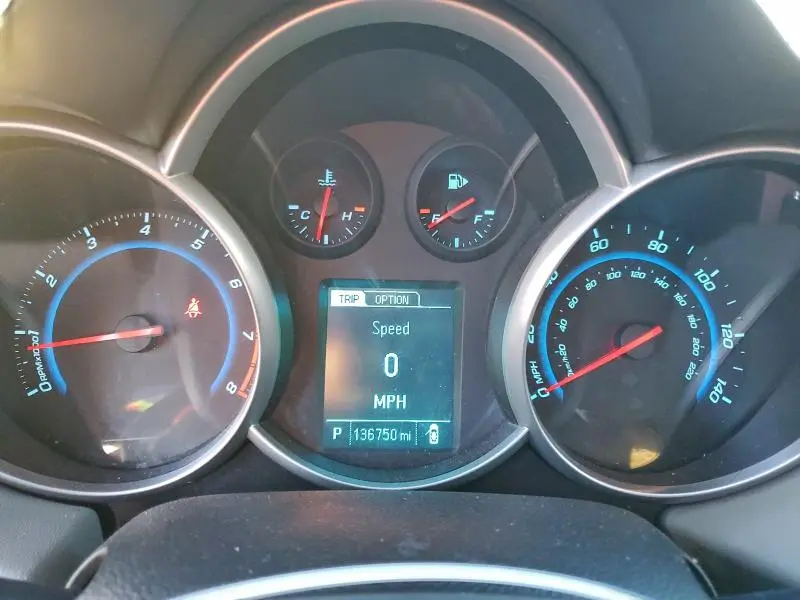 2015 CHEVROLET CRUZE LT  