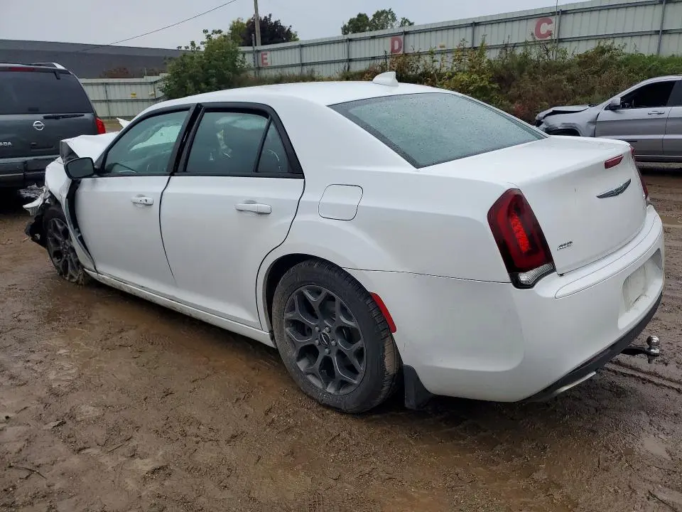 2018 CHRYSLER 300 TOURING  