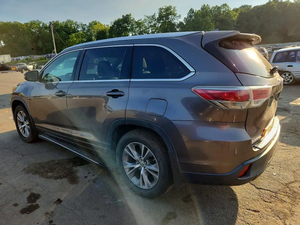2014 TOYOTA HIGHLANDER XLE  