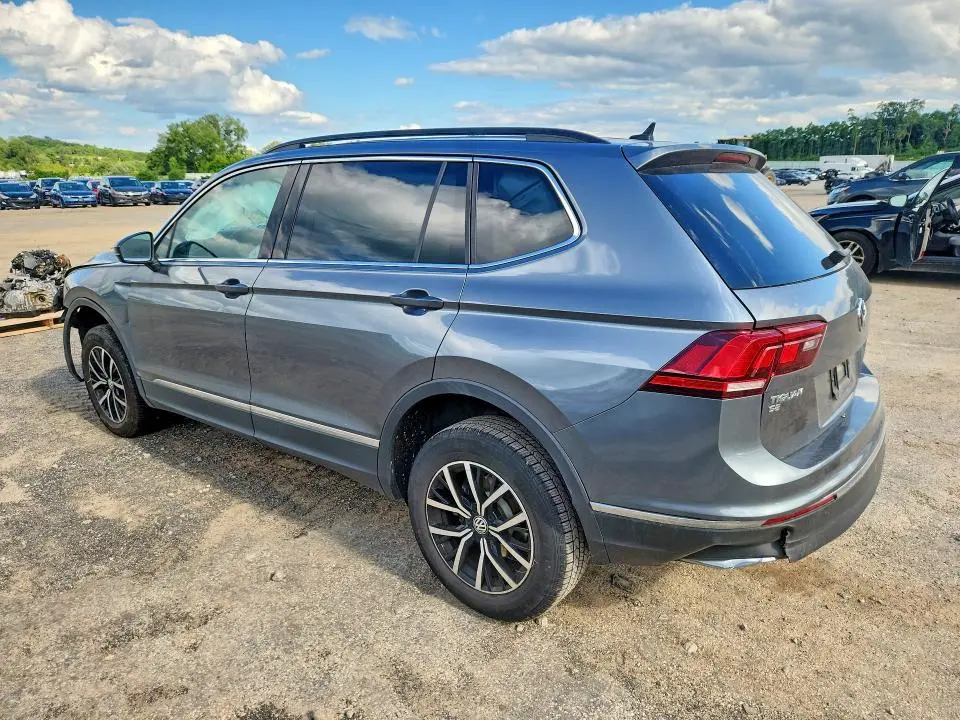 2021 VOLKSWAGEN TIGUAN SE  