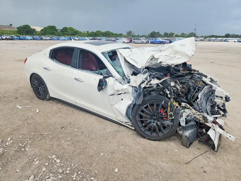 2017 MASERATI GHIBLI S  