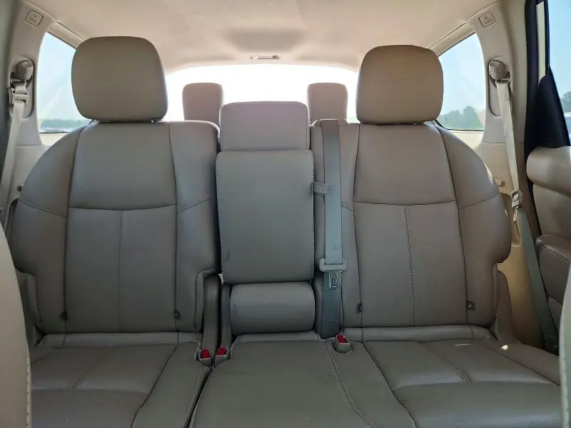 2017 NISSAN PATHFINDER SL  