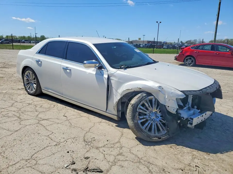 2011 CHRYSLER 300 LIMITED  