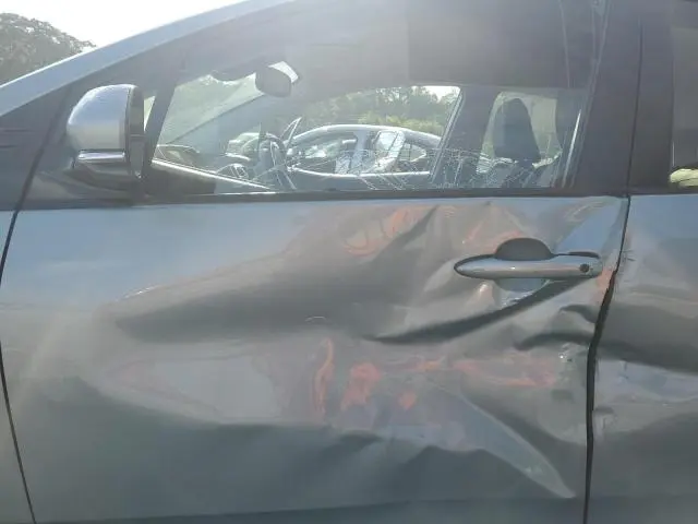 2016 TOYOTA PRIUS   