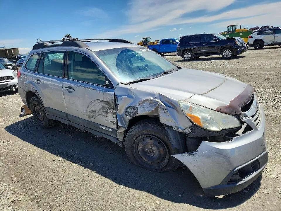 2011 SUBARU OUTBACK   