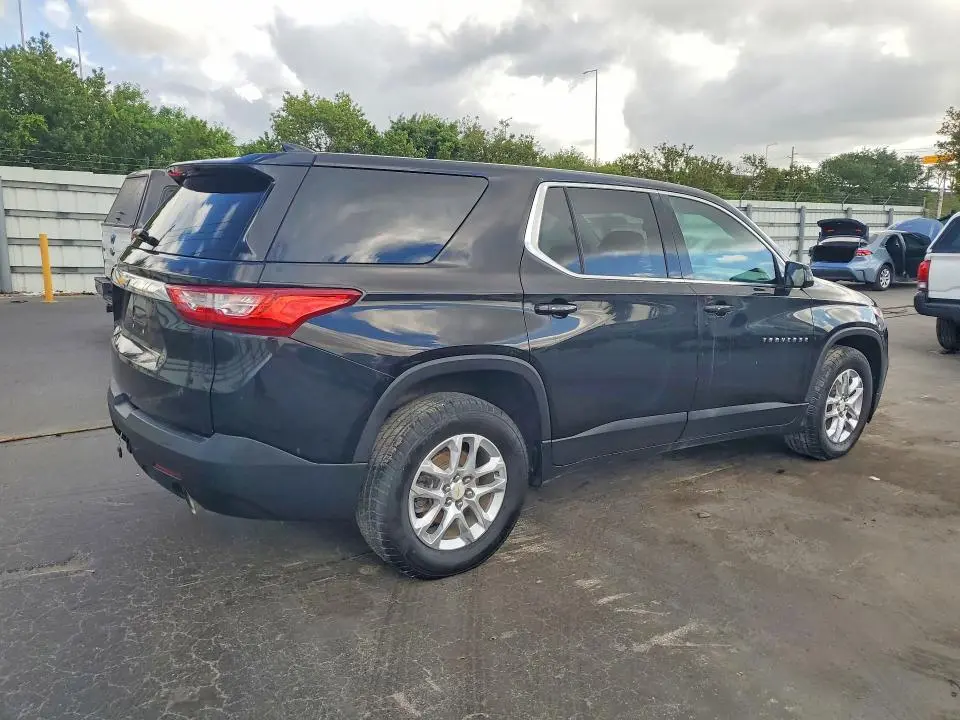 2019 CHEVROLET TRAVERSE LS  