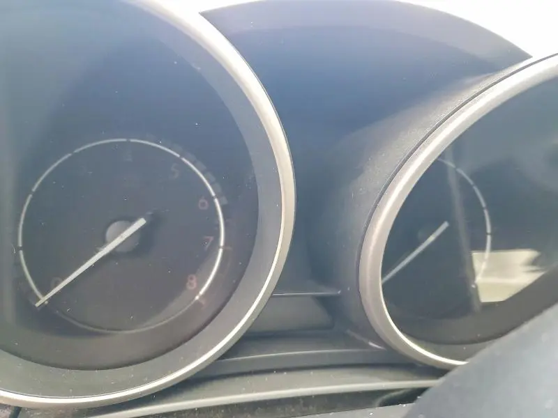 2010 MAZDA 3 S  