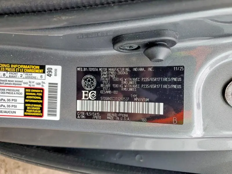 2026 TOYOTA SIENNA LE  