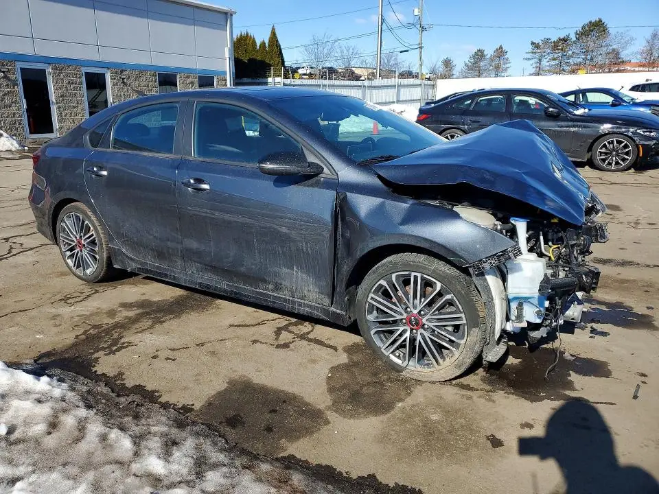 2023 KIA FORTE GT  
