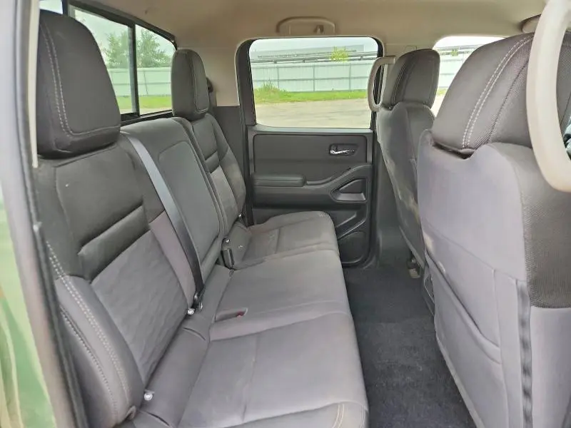 2024 NISSAN FRONTIER SV  