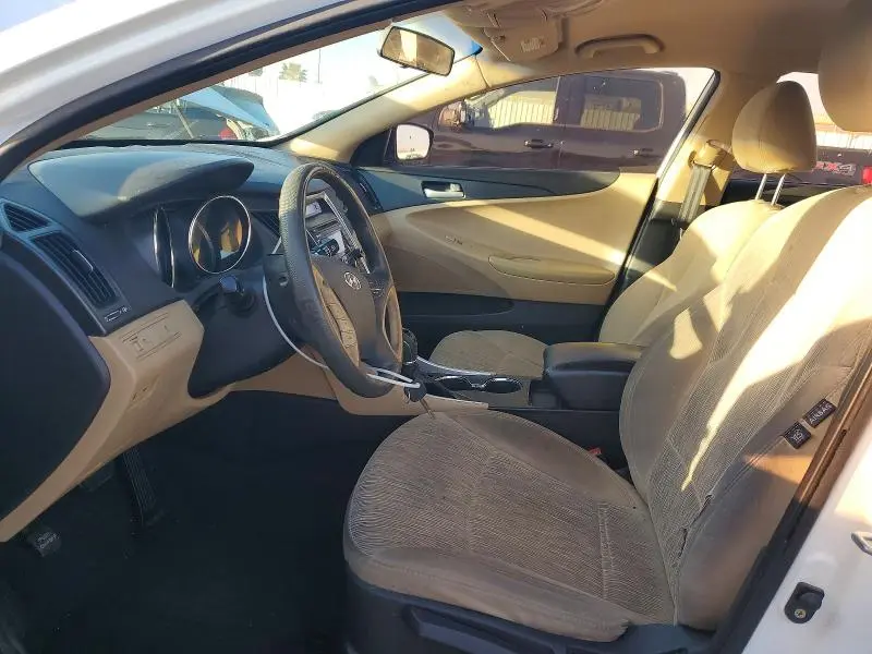 2011 HYUNDAI SONATA GLS  