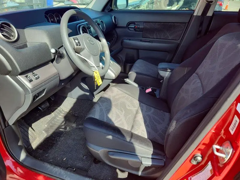 2013 SCION XB BASE  