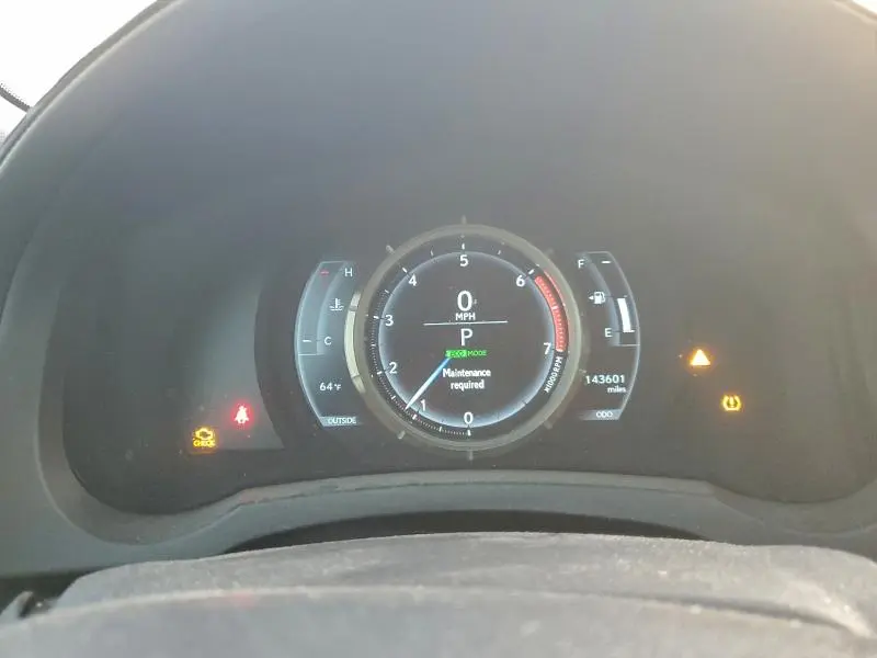 2016 LEXUS IS 200T  