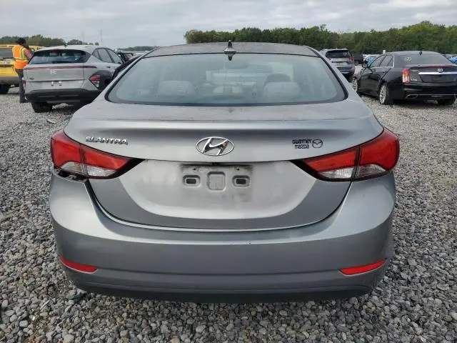 2016 HYUNDAI ELANTRA SE  