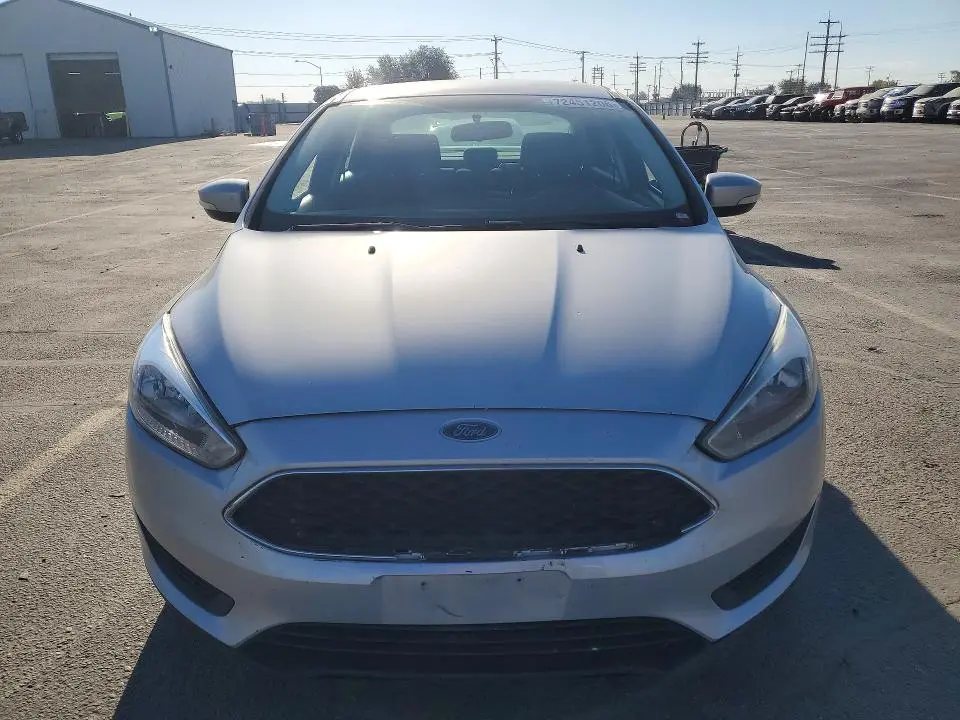 2018 FORD FOCUS SE  