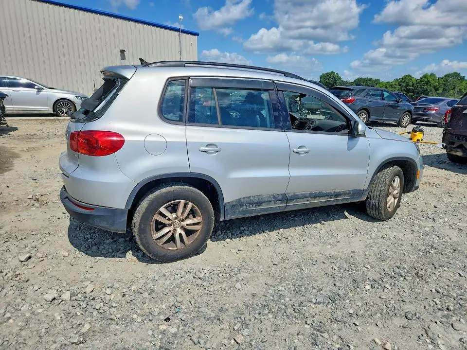 2017 VOLKSWAGEN TIGUAN S  