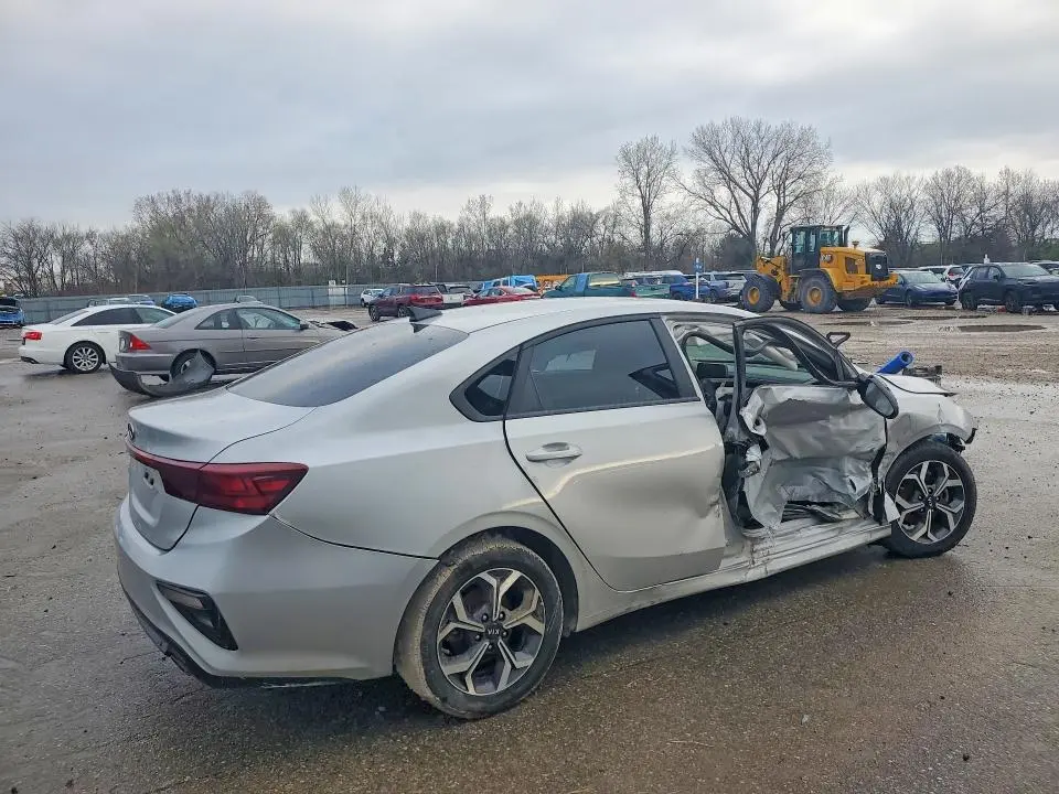 2021 KIA FORTE   