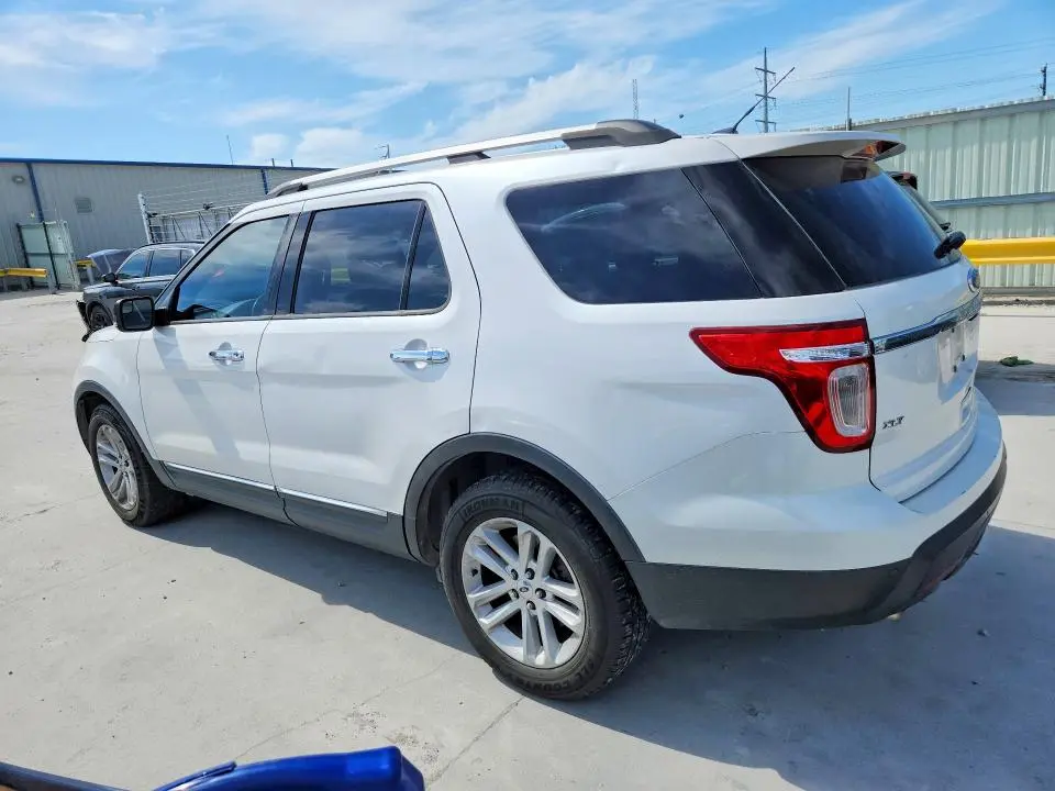 2011 FORD EXPLORER XLT  
