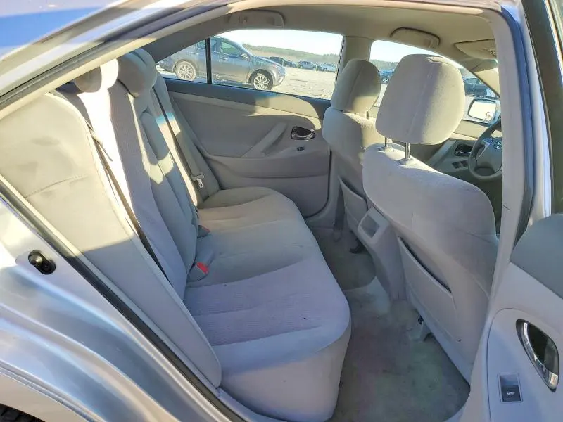 2010 TOYOTA CAMRY BASE  