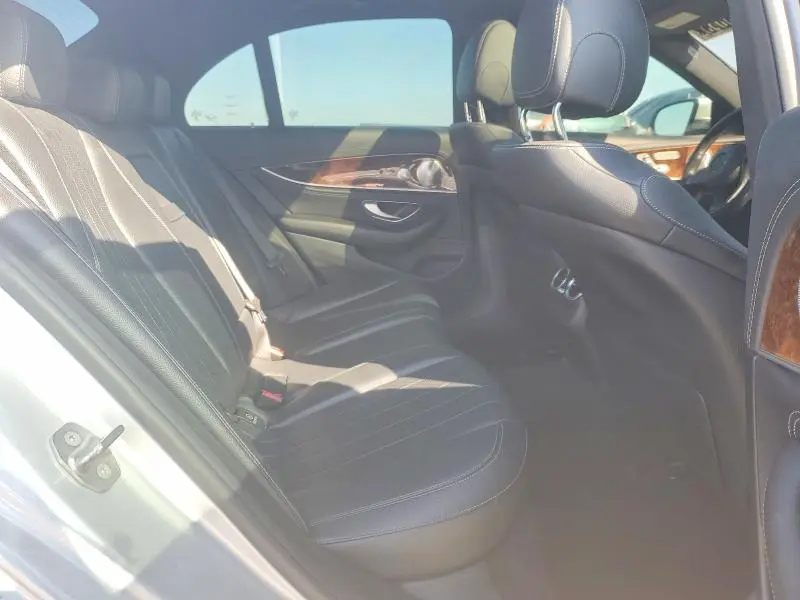 2017 MERCEDES-BENZ E 300 4MATIC  