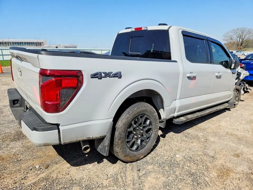 2024 FORD F150 XLT  
