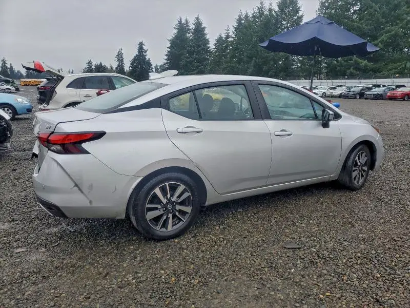 2021 NISSAN VERSA SV  