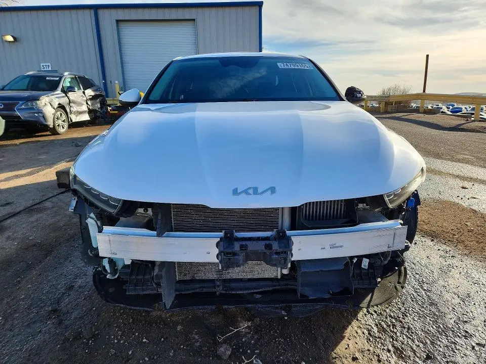 2022 KIA K5 LXS  