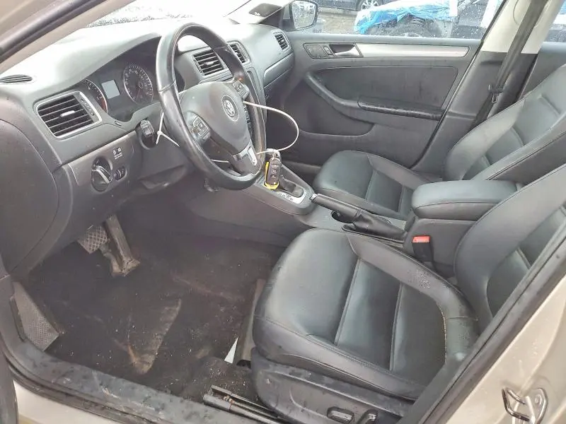2013 VOLKSWAGEN JETTA TDI  