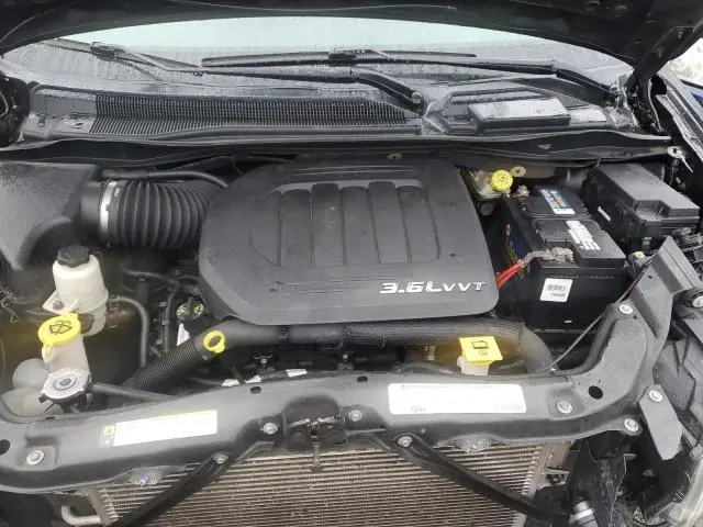 2011 CHRYSLER TOWN & COUNTRY TOURING L  