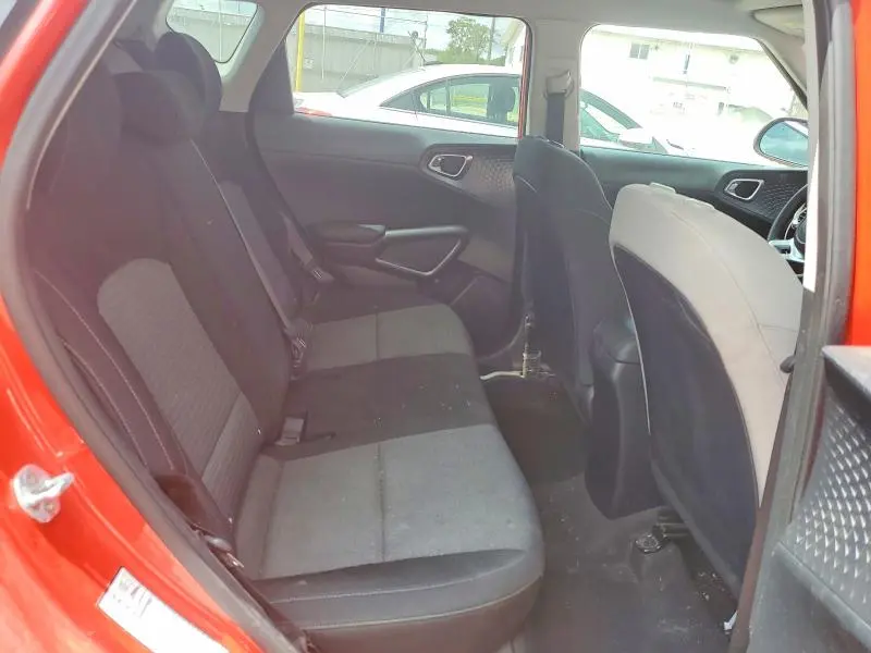 2021 KIA SOUL S  