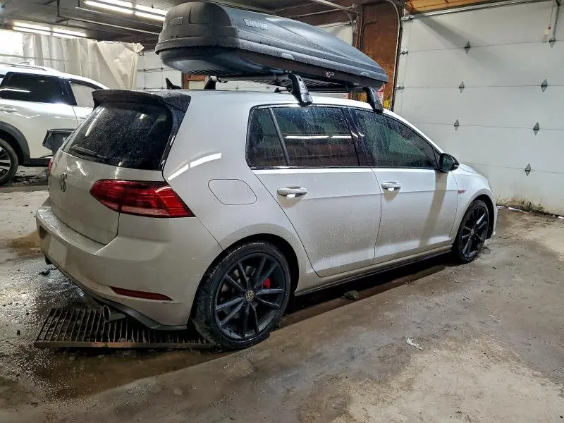 2021 VOLKSWAGEN GTI S  