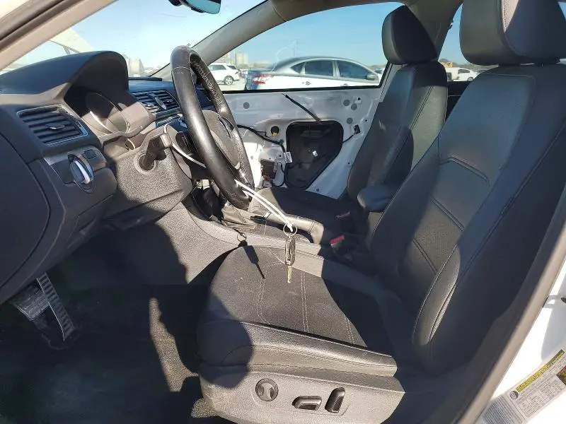 2017 VOLKSWAGEN PASSAT R-LINE  