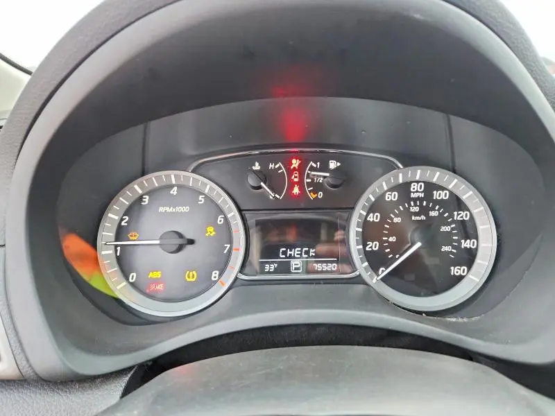 2015 NISSAN SENTRA SV  