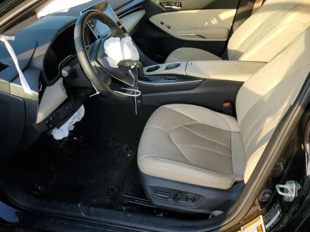 2021 TOYOTA AVALON XLE  