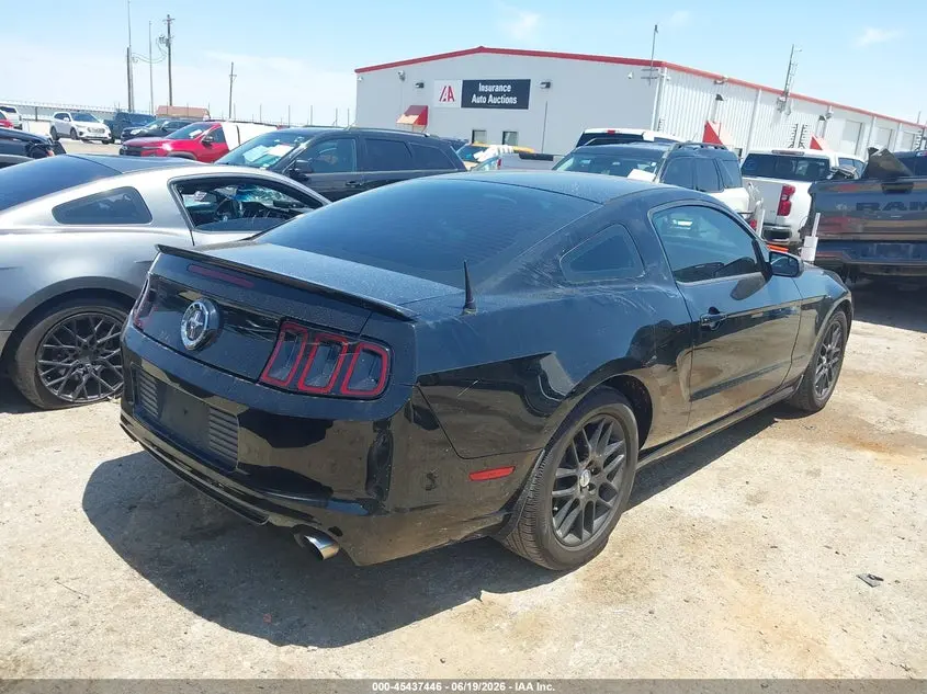 2014 FORD MUSTANG V6/V6 PREMIUM