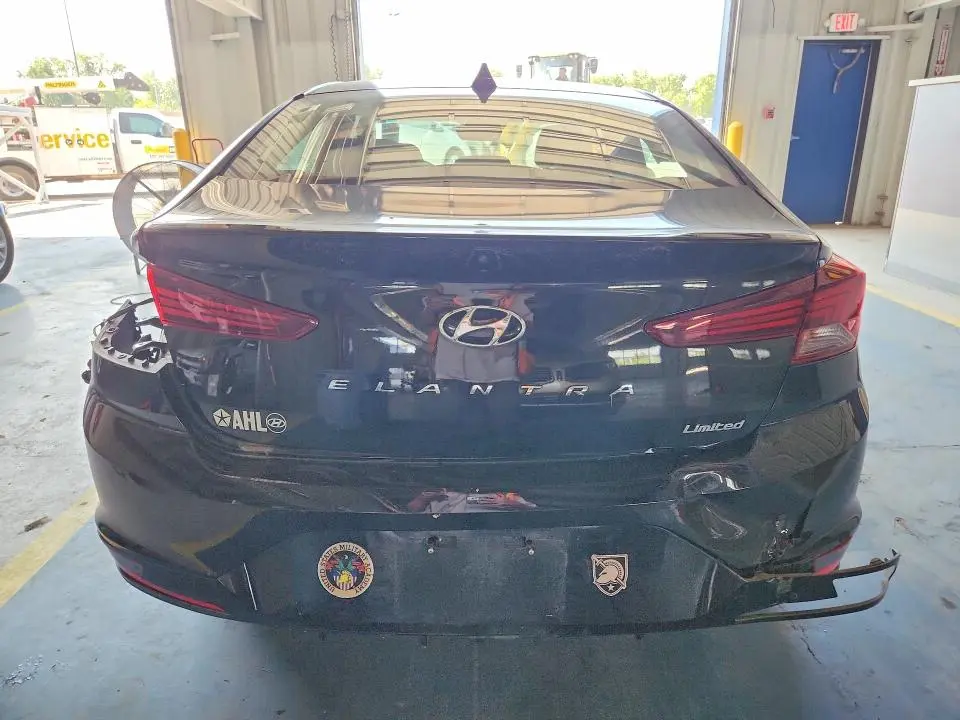 2020 HYUNDAI ELANTRA LIMITED  
