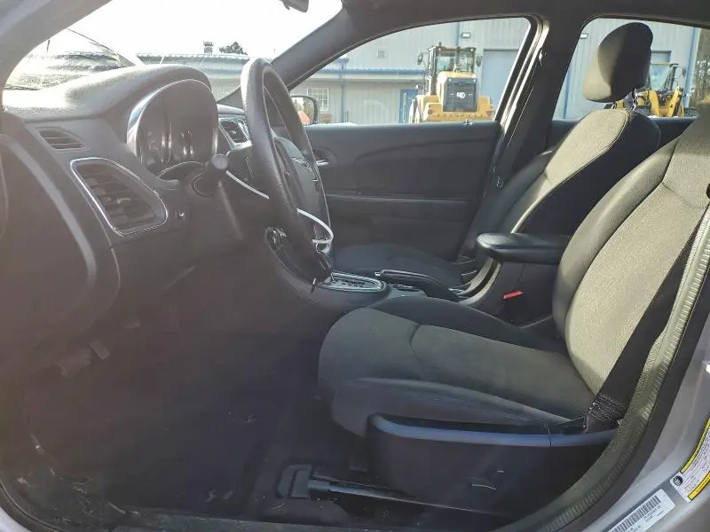 2014 CHRYSLER 200 LX  