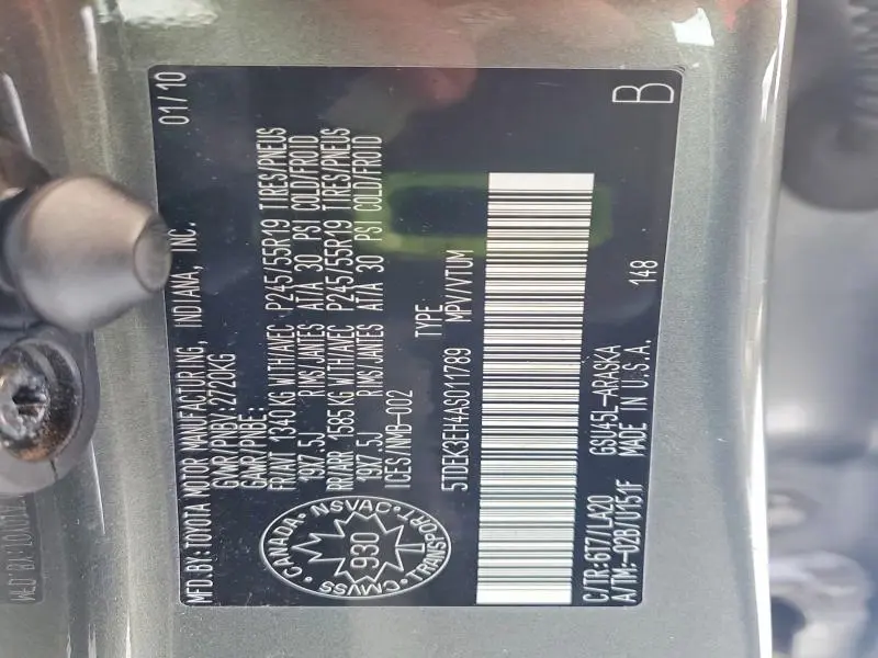 2010 TOYOTA HIGHLANDER SPORT  