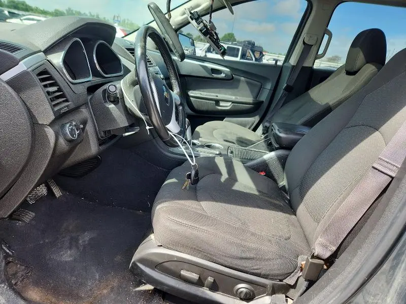 2011 CHEVROLET TRAVERSE LT  