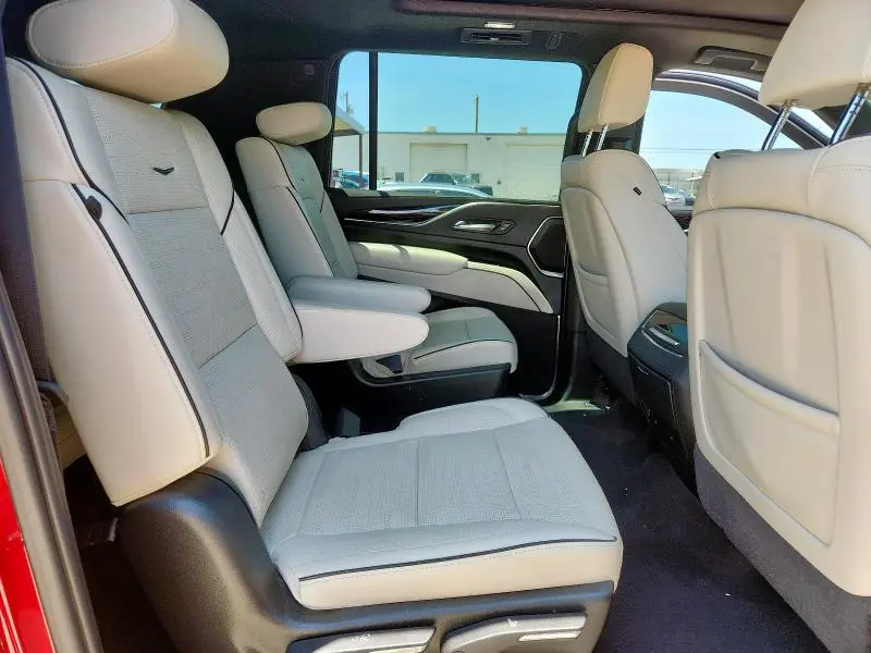 2022 CADILLAC ESCALADE ESV SPORT  