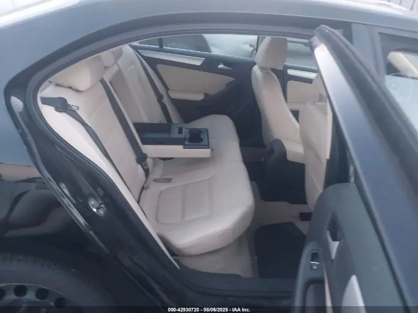 2014 VOLKSWAGEN JETTA 1.8T SE