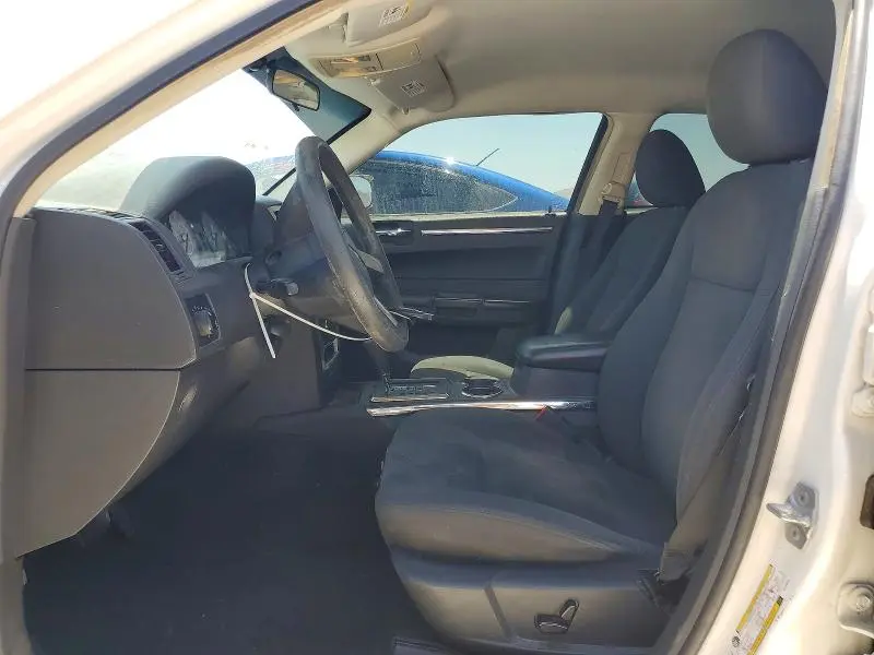 2010 CHRYSLER 300 TOURING  