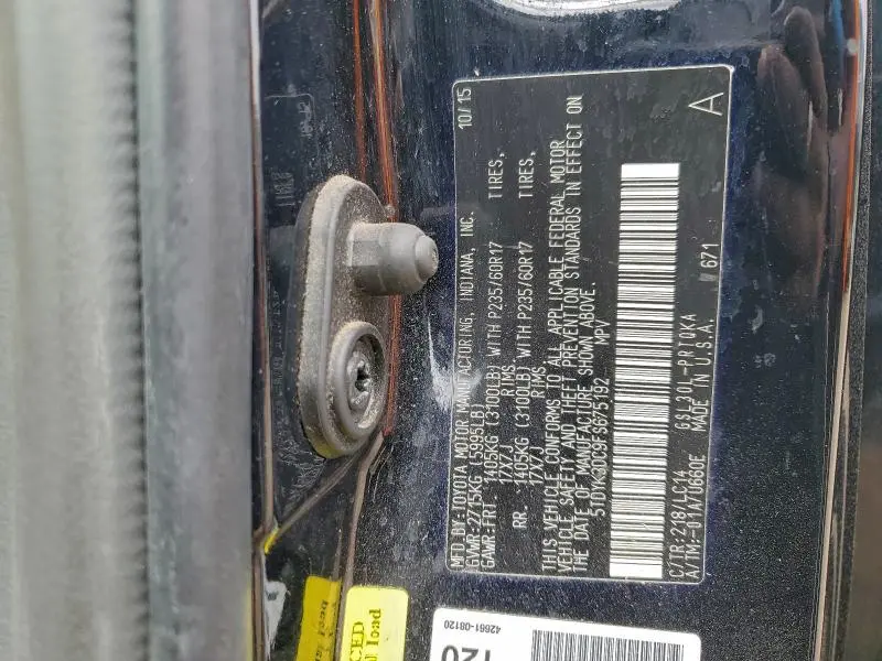 2015 TOYOTA SIENNA XLE  