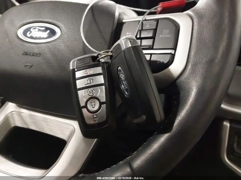 2023 FORD EXPEDITION XLT