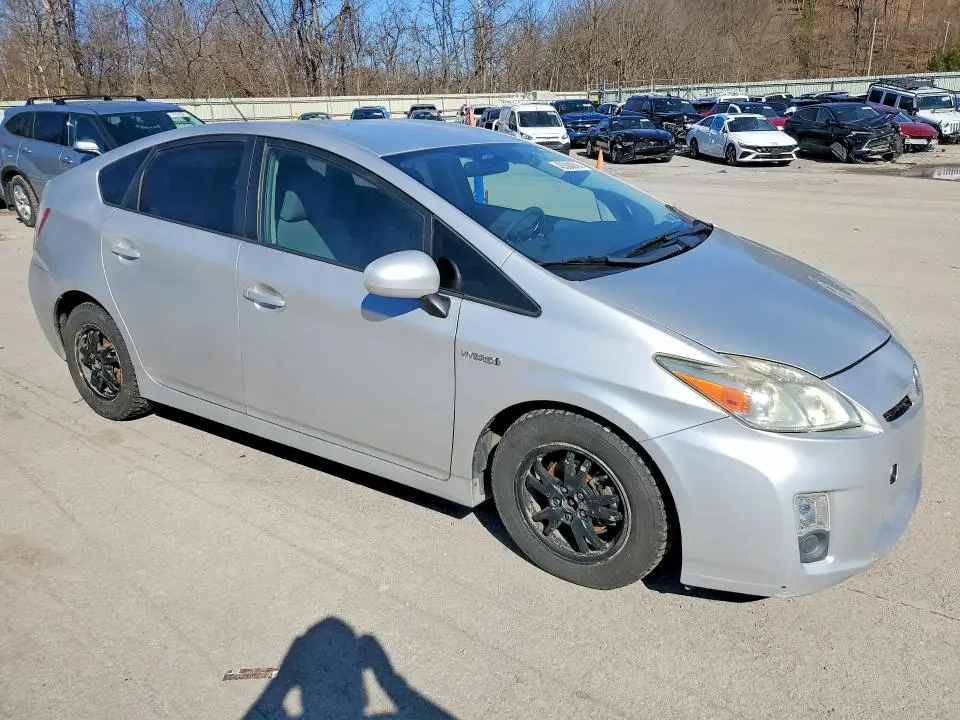 2011 TOYOTA PRIUS TWO  