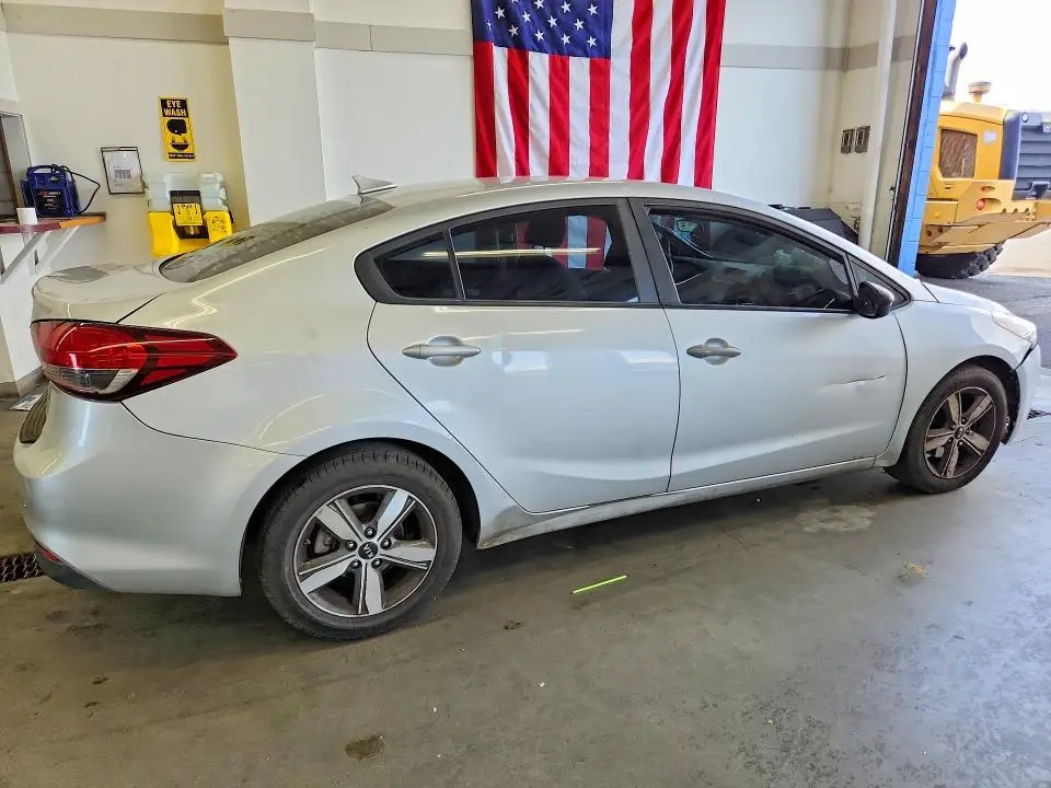 2018 KIA FORTE LX  