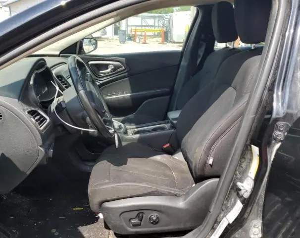 2016 CHRYSLER 200 LX  