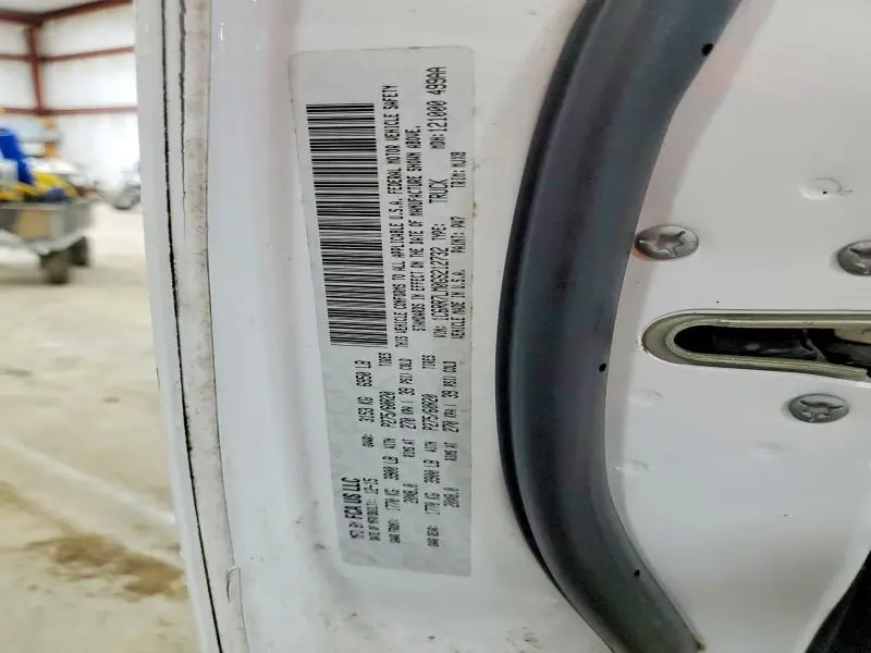 2016 RAM 1500 SLT  
